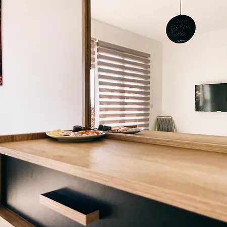 Apartment Thalassa & With Big Balcony